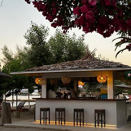 מוראיטיקה Three Stars Beach Hotel מראה חיצוני תמונה