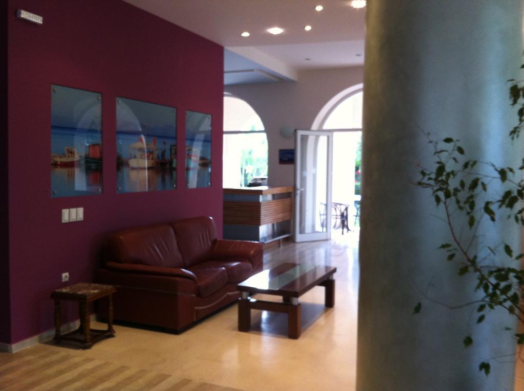 מוראיטיקה Three Stars Beach Hotel מראה חיצוני תמונה